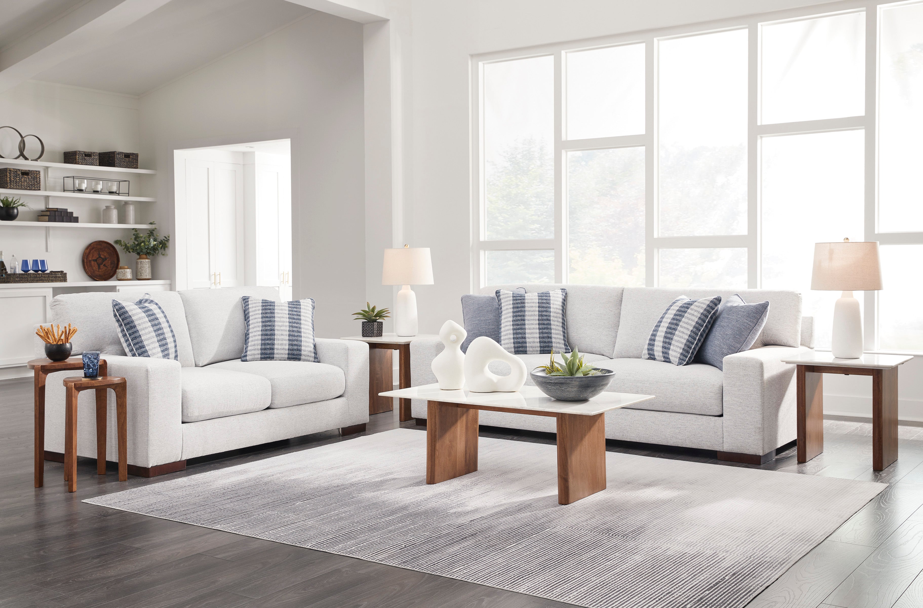 Belvoir 3-Piece Living Room Set in Snow Fabric
