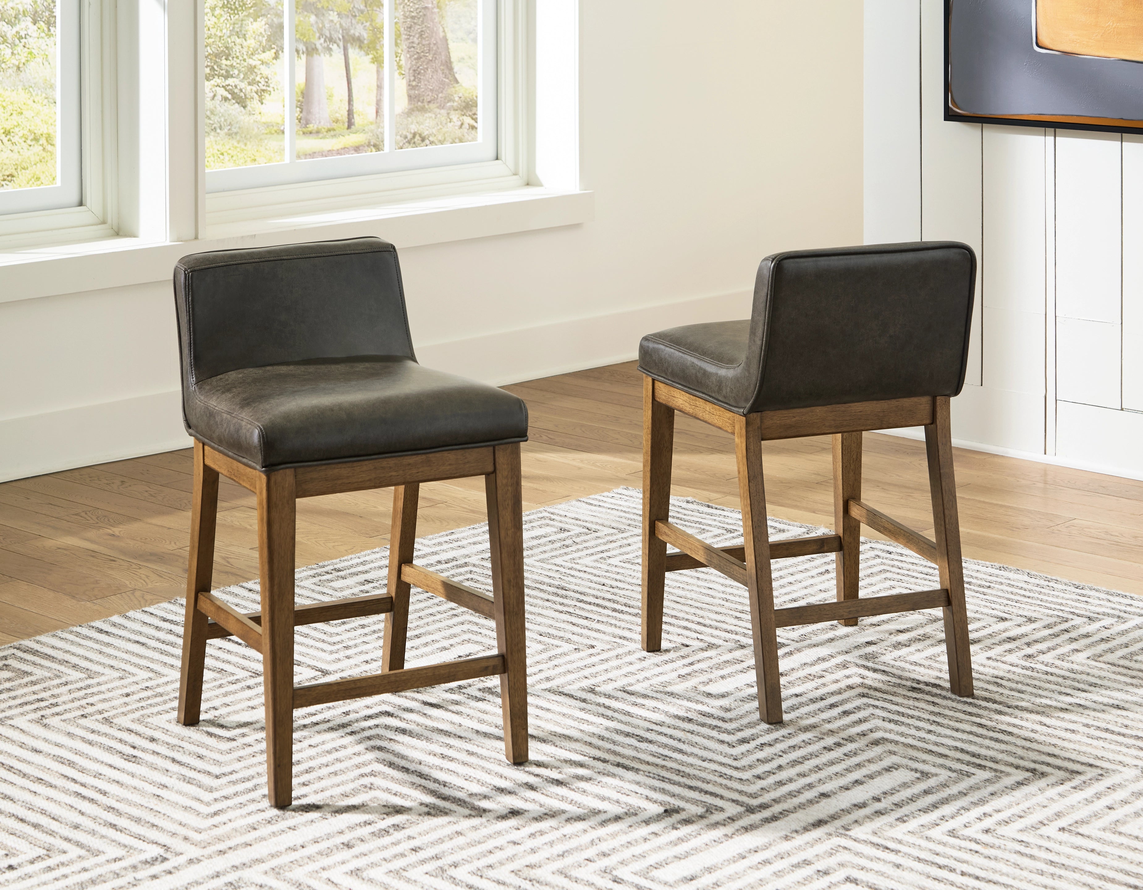 Cabalynn Upholstered Counter Height Bar Stool