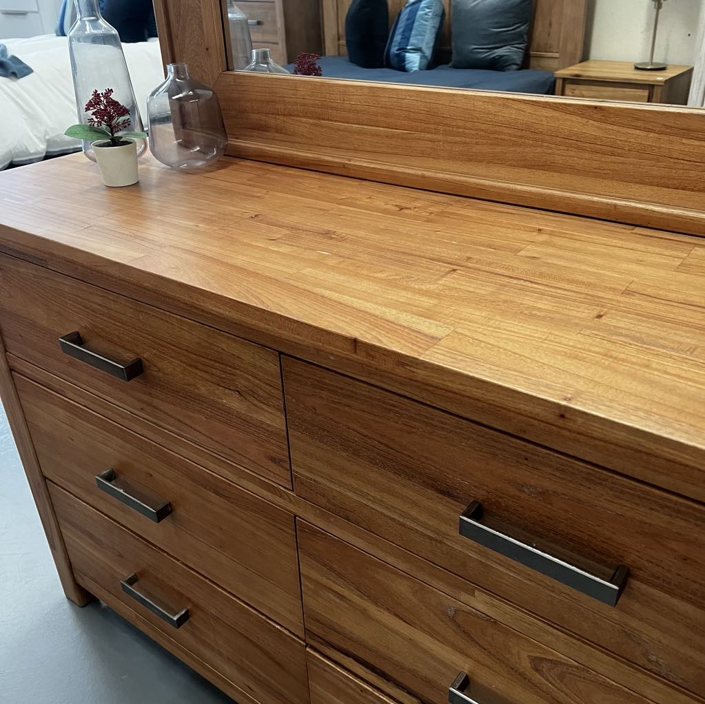 New Age Dresser - Natural