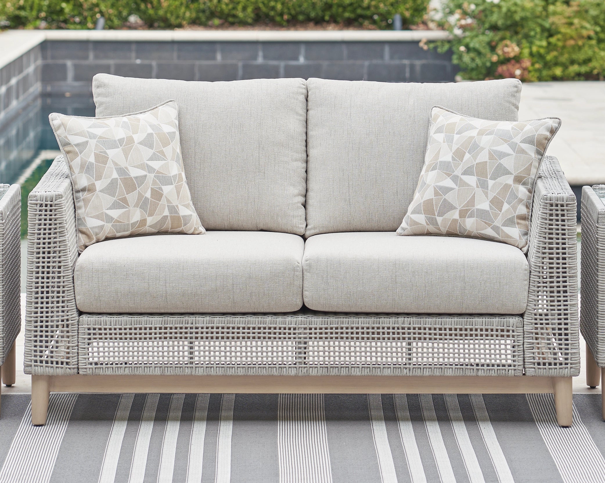 Seton Creek Outdoor 2 Seater Sofa Loveseat
