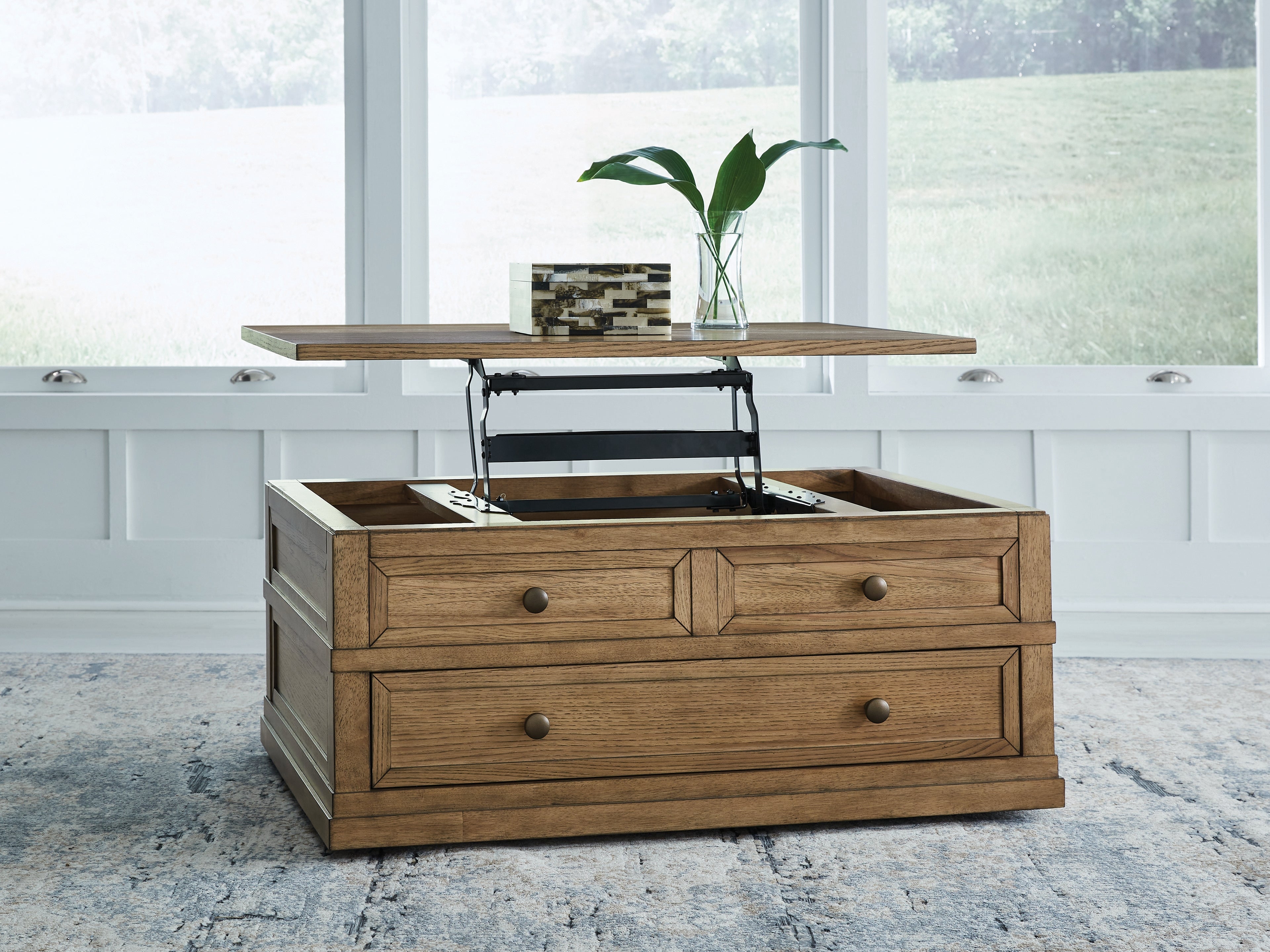 Sharlance Lift-Top Coffee Table in Light Brown