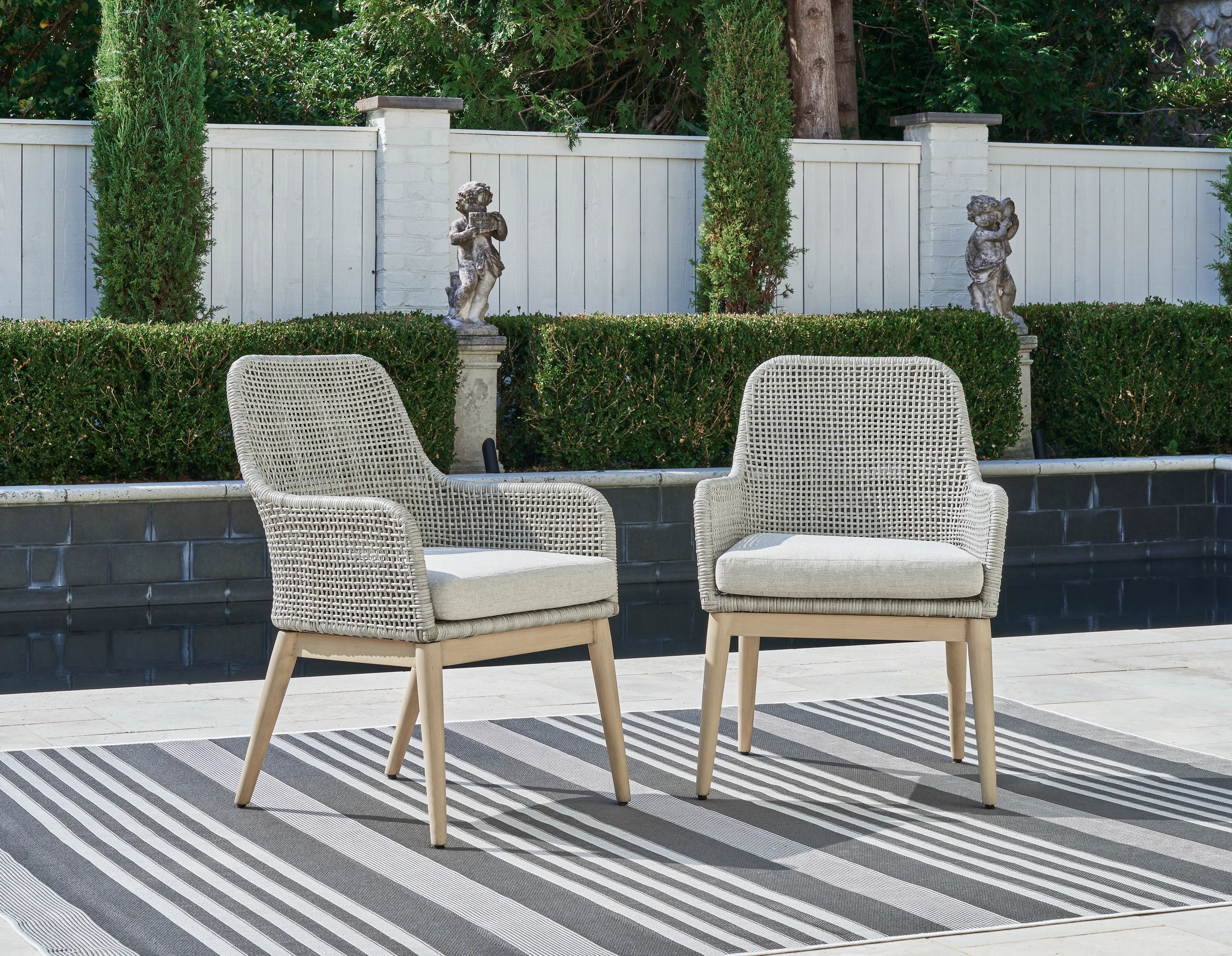 Outdoor Chairs