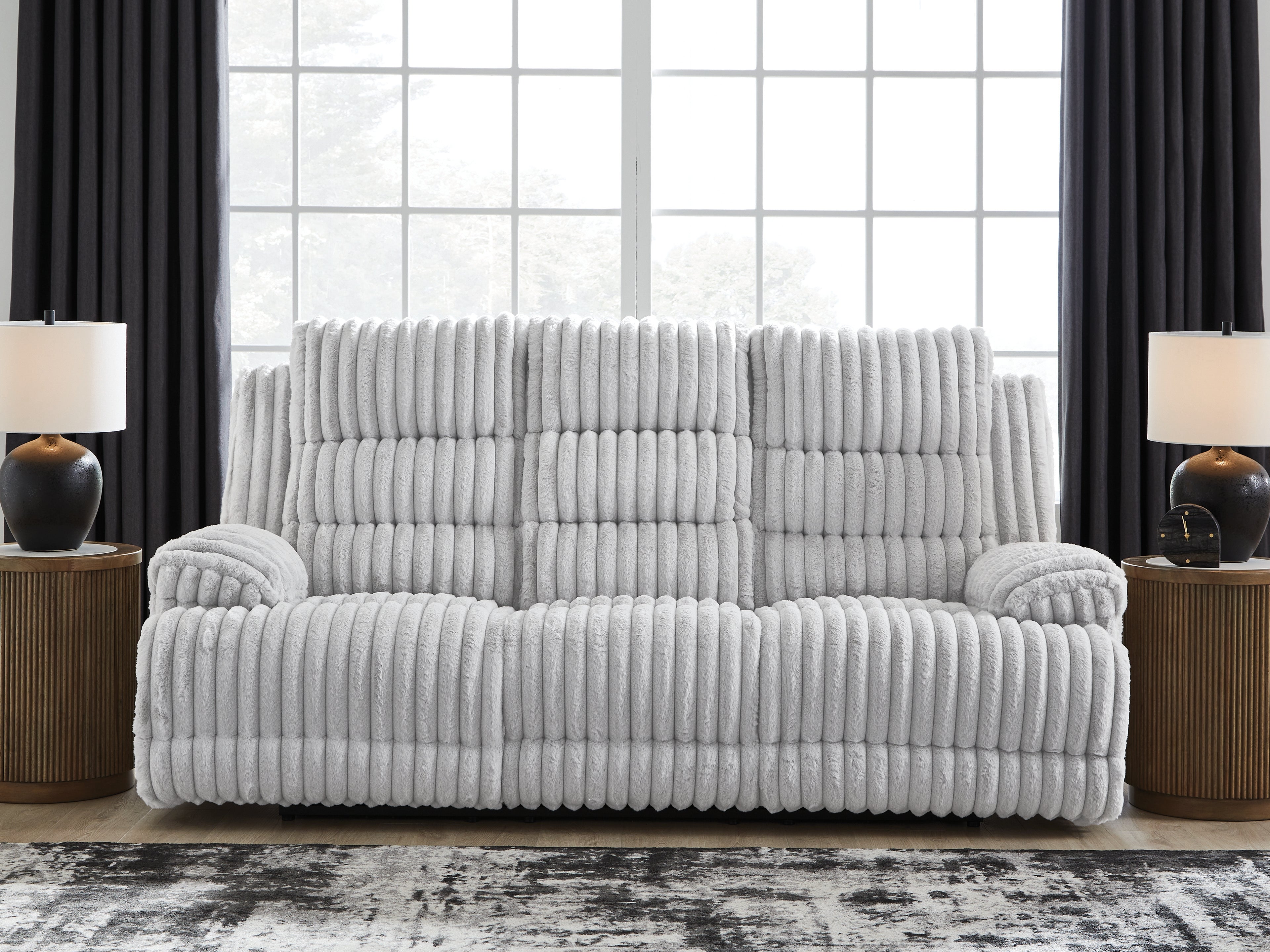 Technique Power Reclining Sofa with Drop-Down Table – Alloy