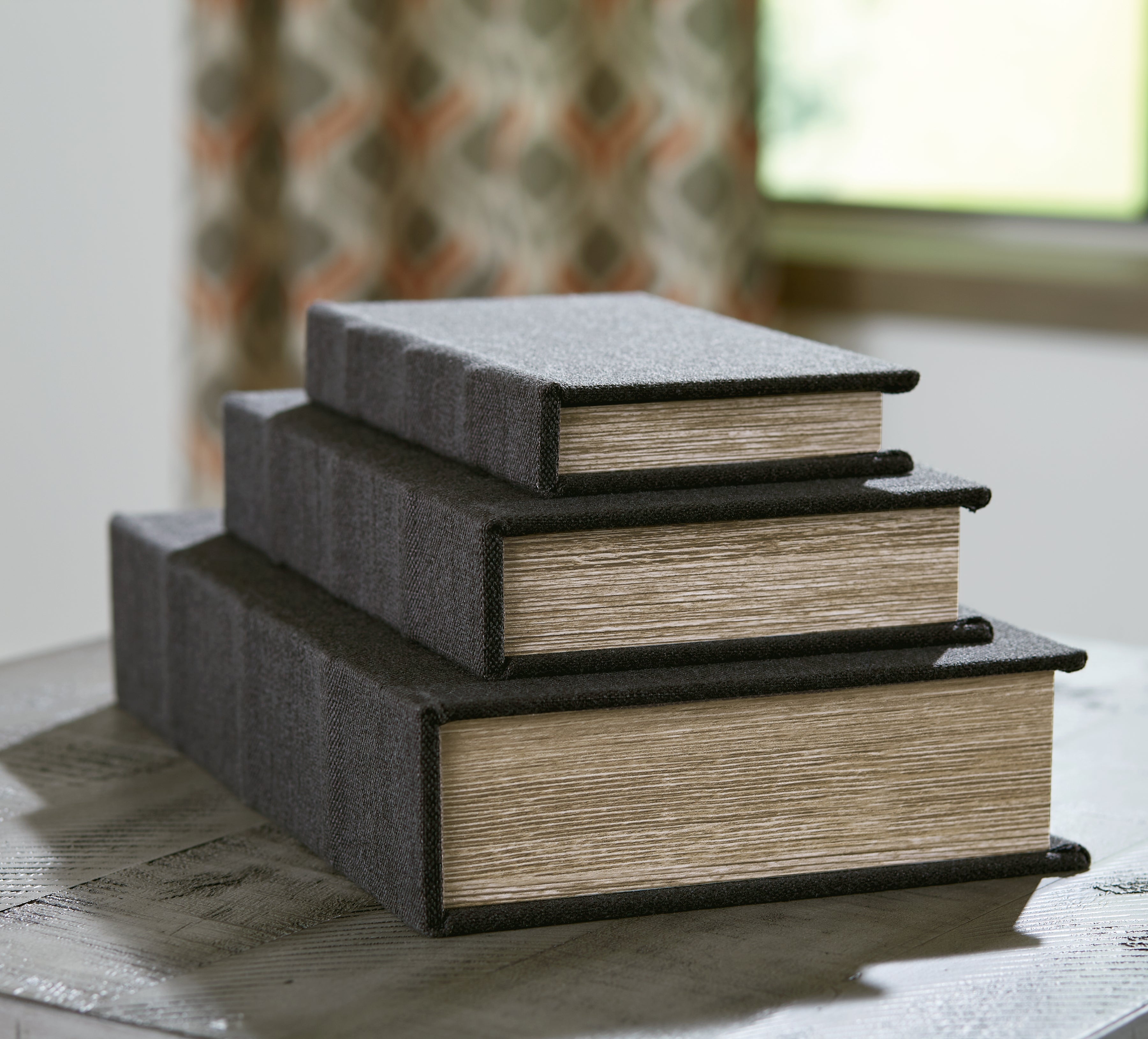 Jolina Decorative Keepsake Box Set – Black (Set of 3)