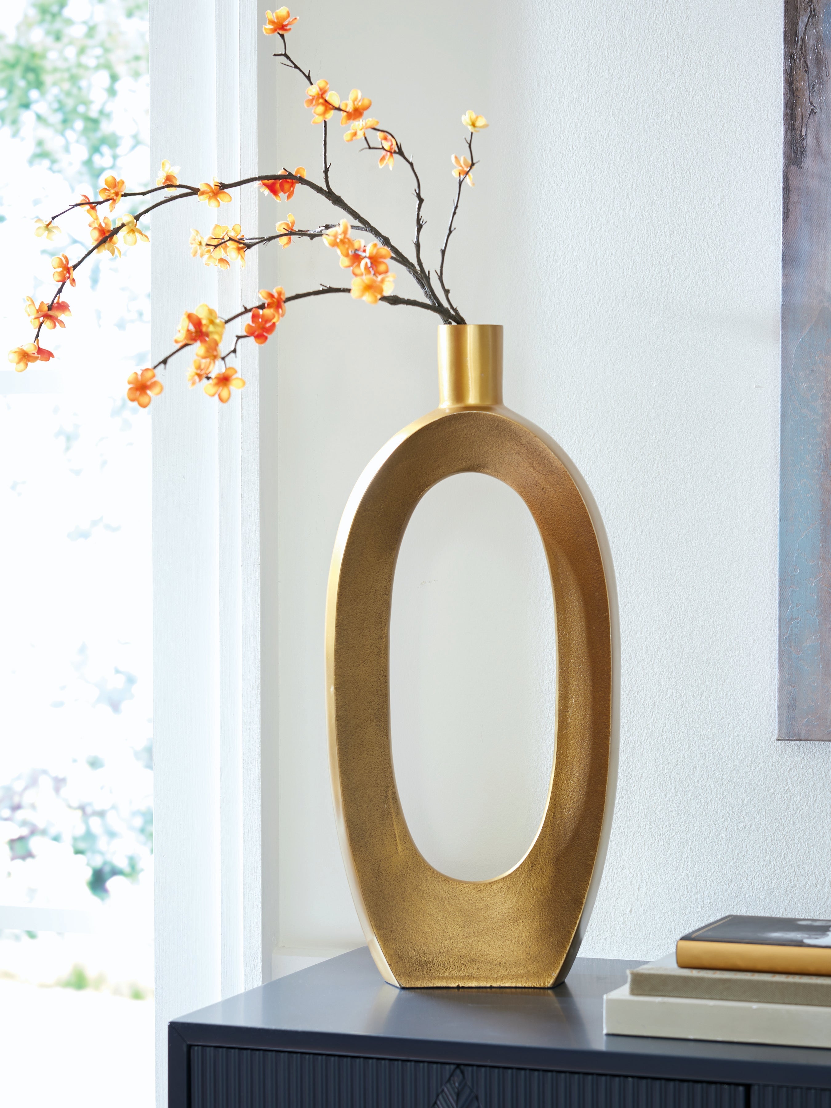 Lawtonville Antique Gold Vase Set (Sculptural Metal Accent)