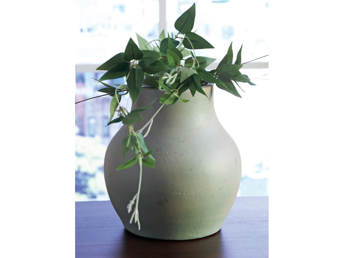 Baychester Terracotta Vase – Antique Green