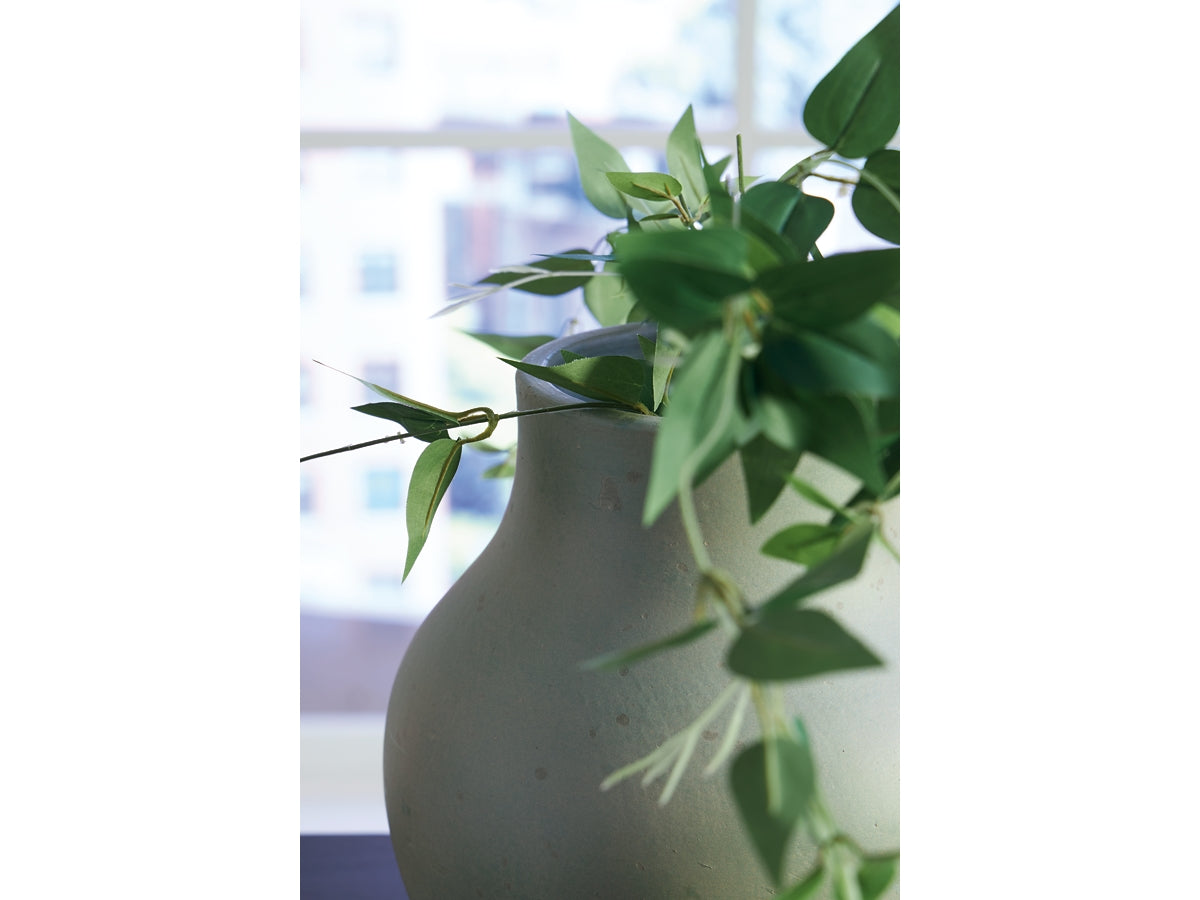 Baychester Terracotta Vase – Antique Green
