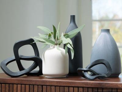 Leithick Polyresin Accessory Set (Set of 5)