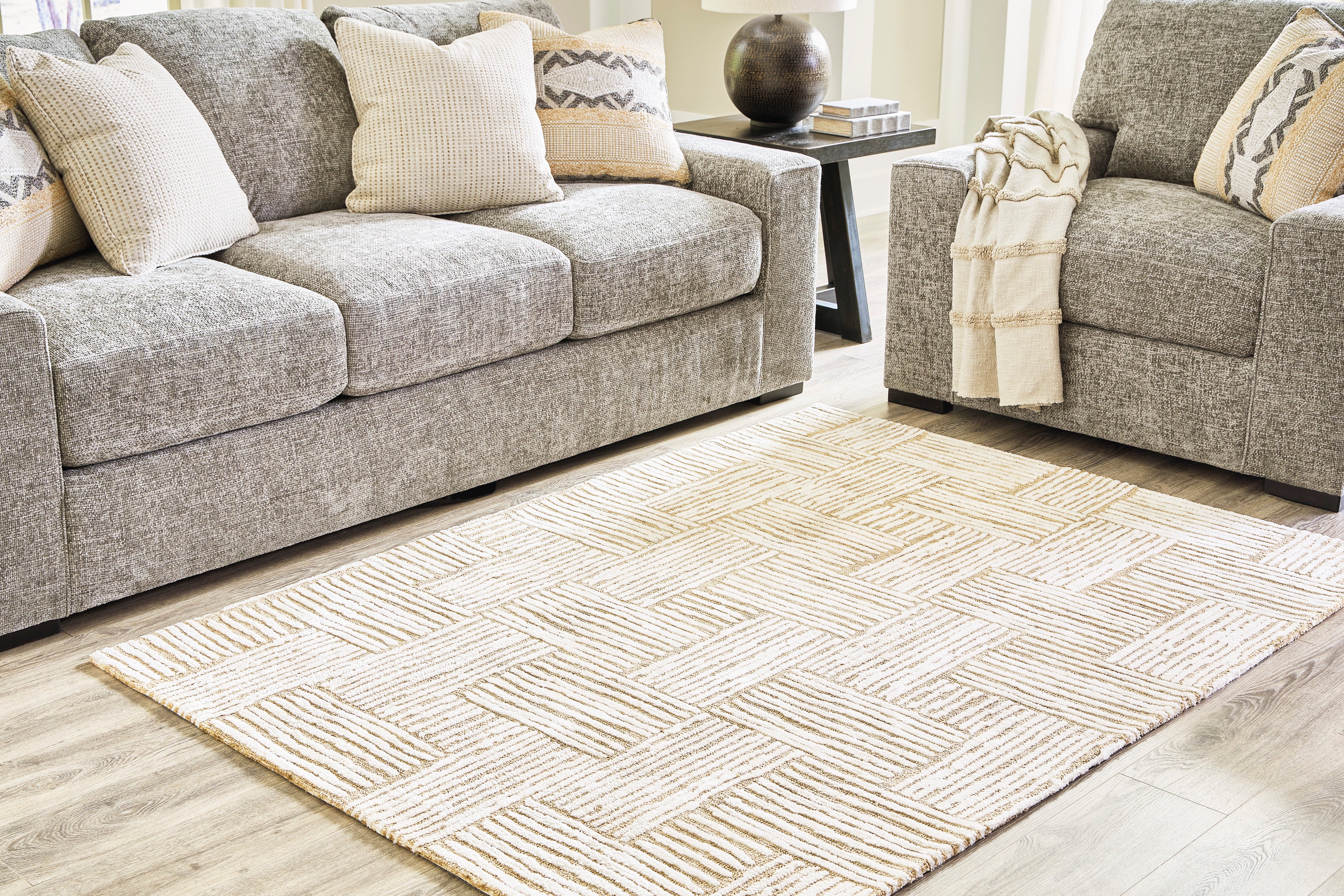 Adanmund Area Rug