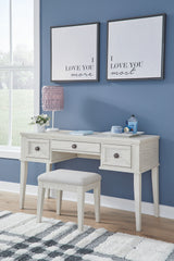 Robbinsdale Dressing Table with Stool – Antique White Finish