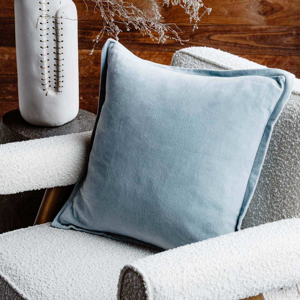 Evelyn Velvet Cushion – Sky