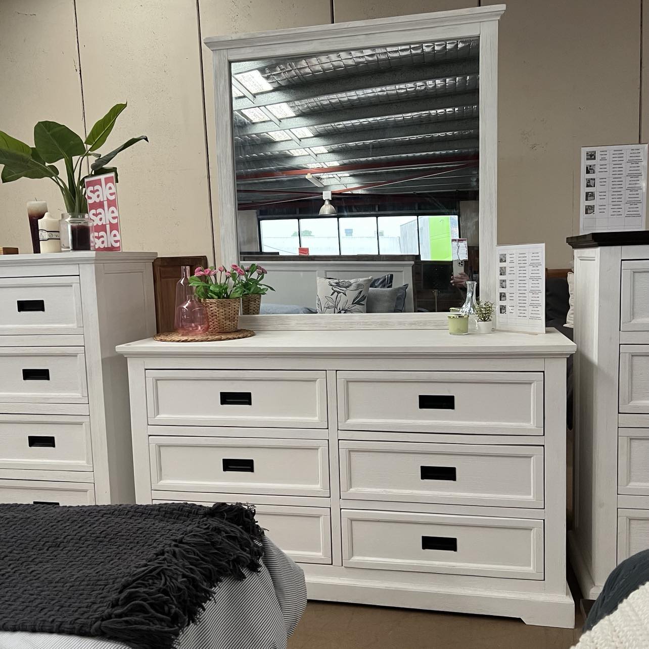 Hampton Coastal Mirror - White