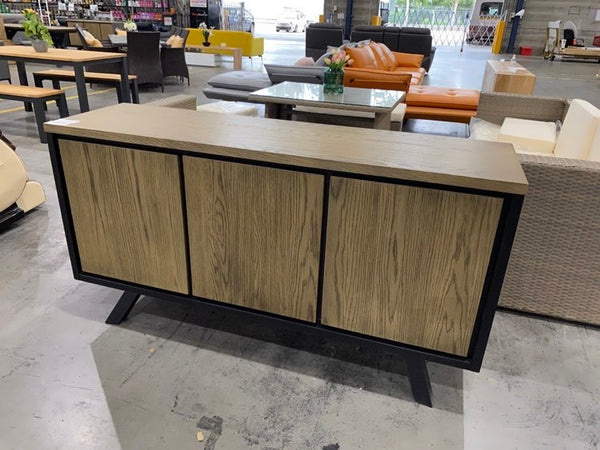 CLEARANCE - Jersey 1600mm Buffet