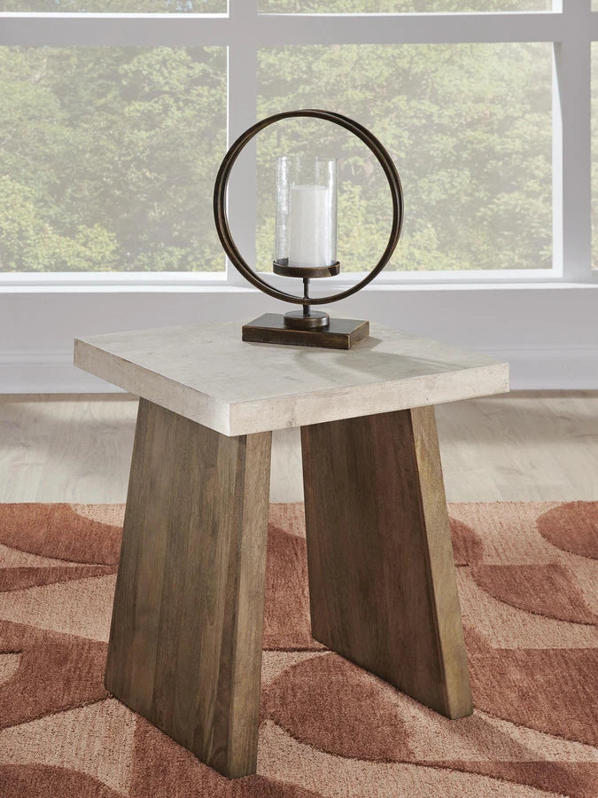 Brendalhouse Side Table – Light Brown