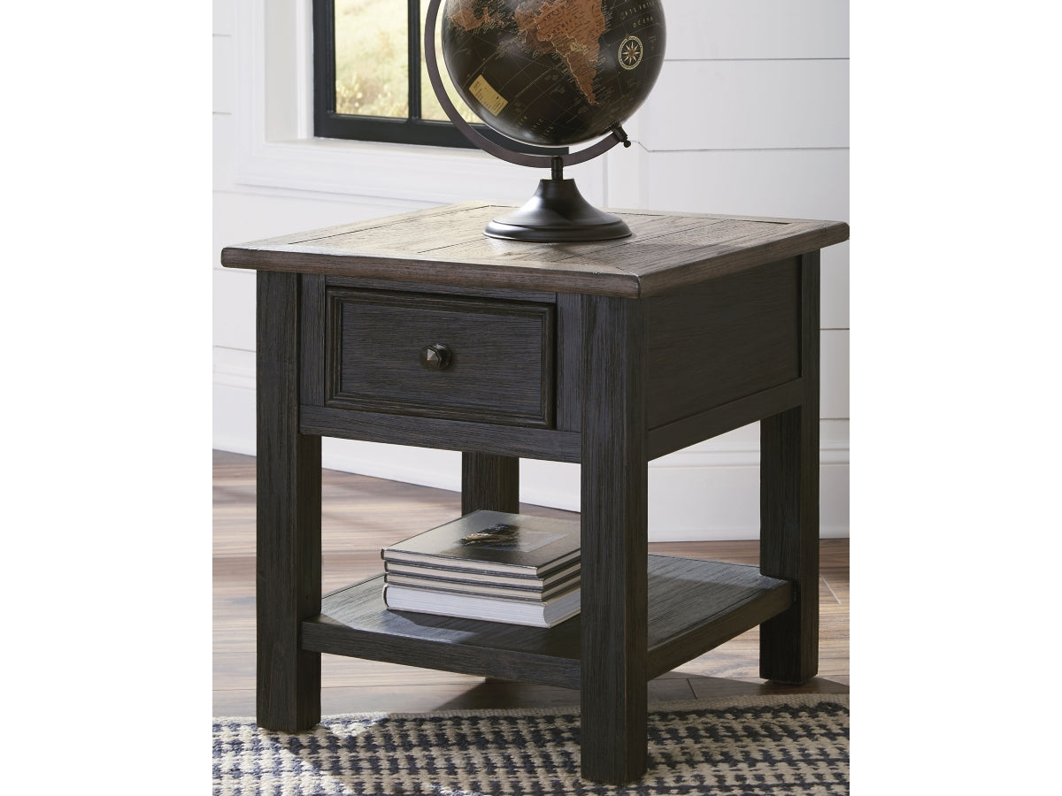 Tyler Creek Side Table – Grayish Brown / Black